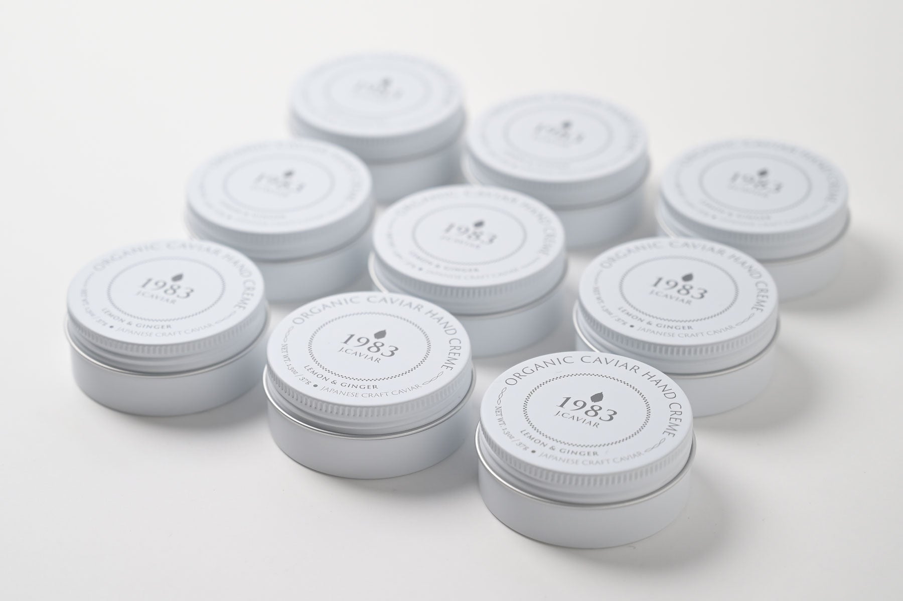 職人の“手”から生まれた、キャビアのハンドクリーム