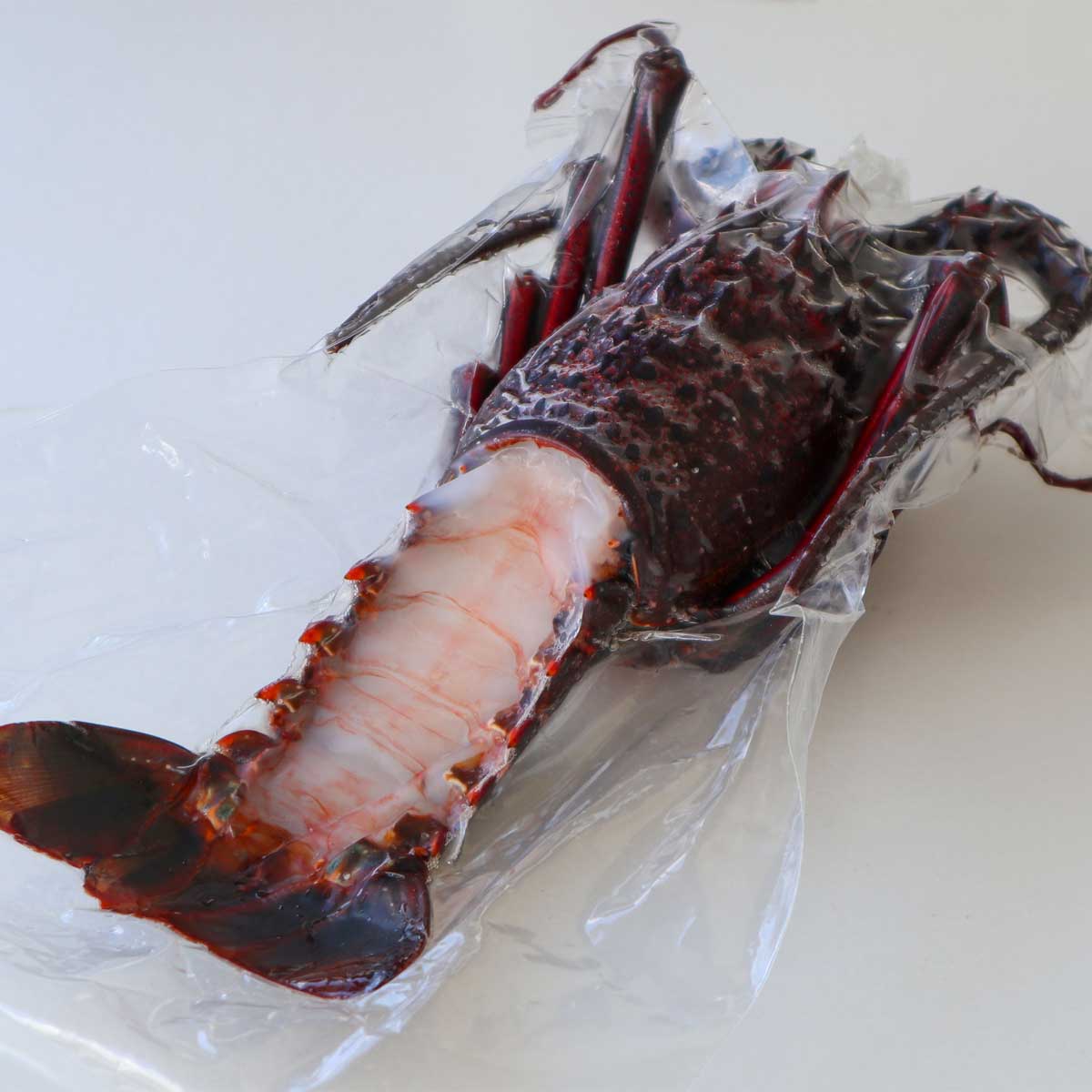 伊勢海老（むき身殻付き）450g〜500g
