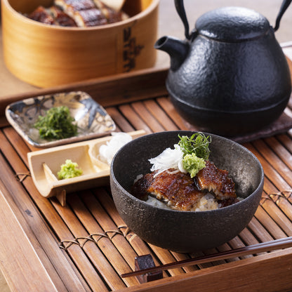国産うなぎ 白焼き (140g×1枚) & 蒲焼き切身 (95g×6枚) セット